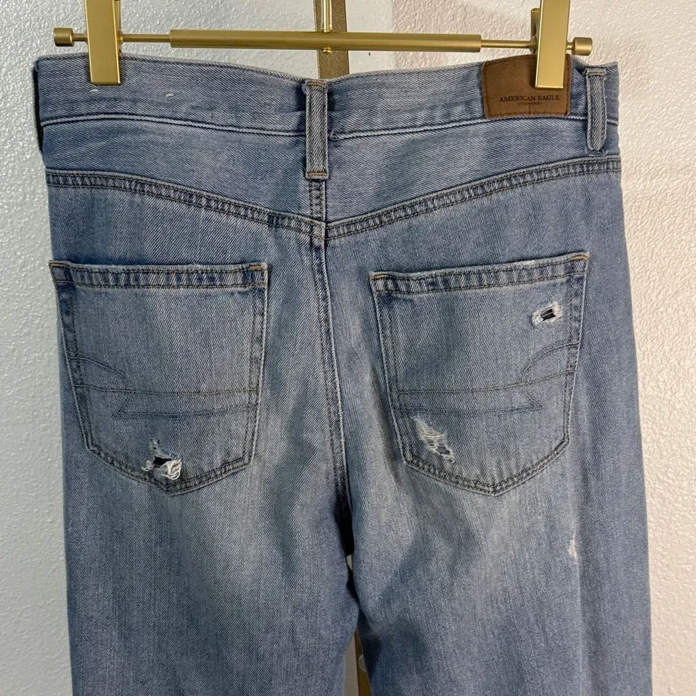 American Eagle Outfitters Women's mom jeans-Light Blue- Ripped - Size 2 - Picture 5 of 9